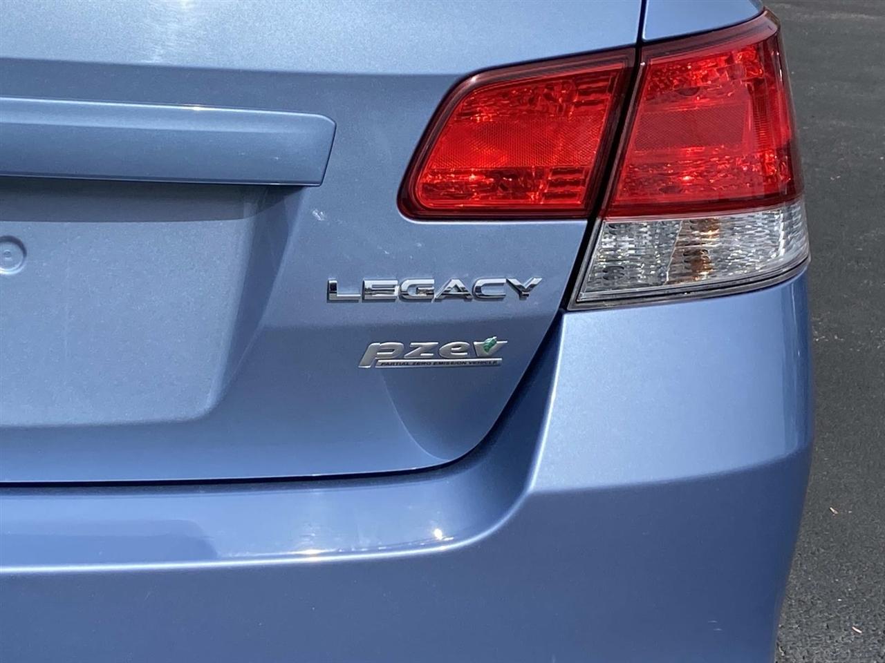 Subaru Legacy  2012