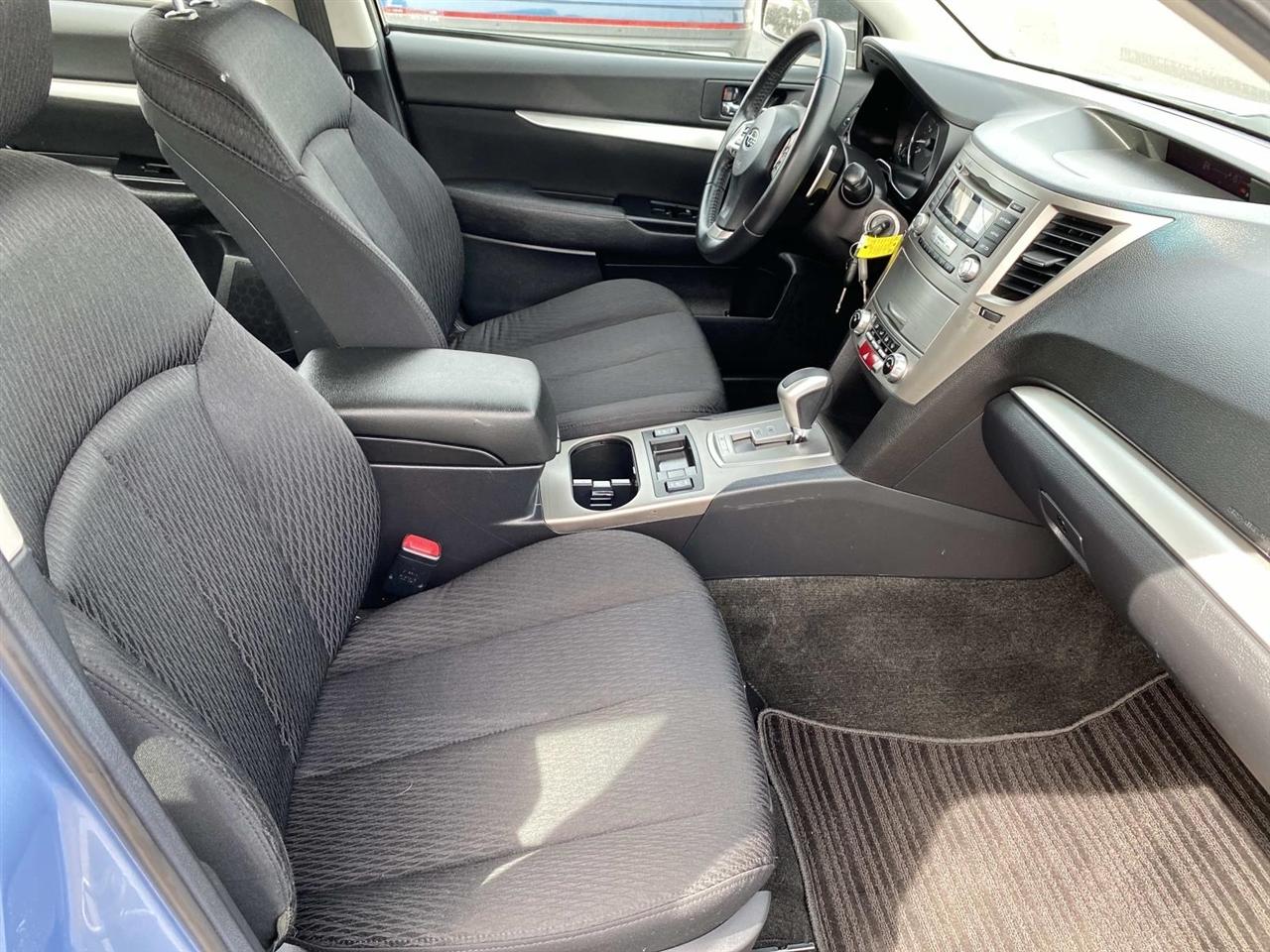 Subaru Legacy  2012