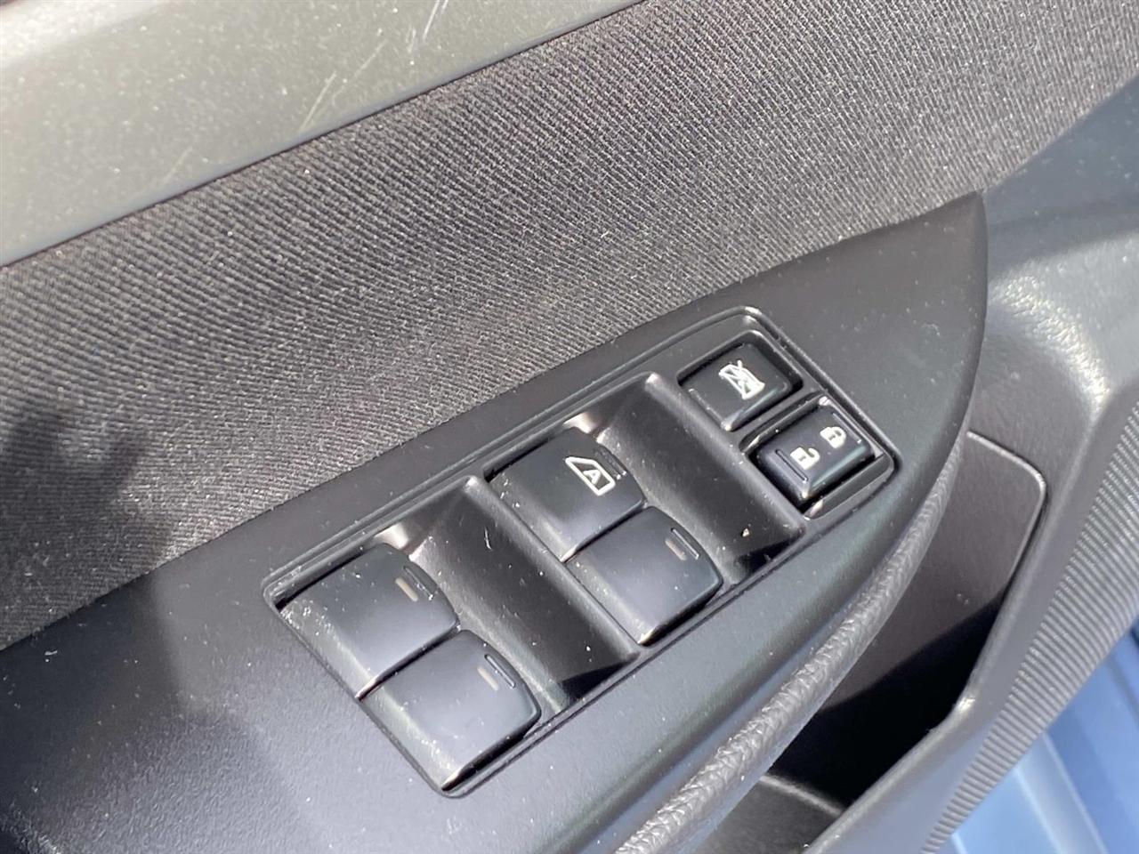 Subaru Legacy  2012