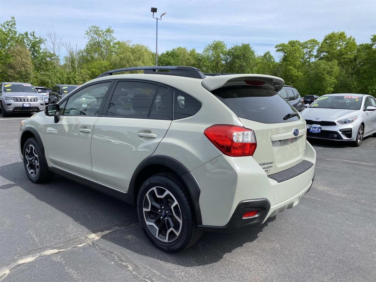 Subaru Crosstrek  2016