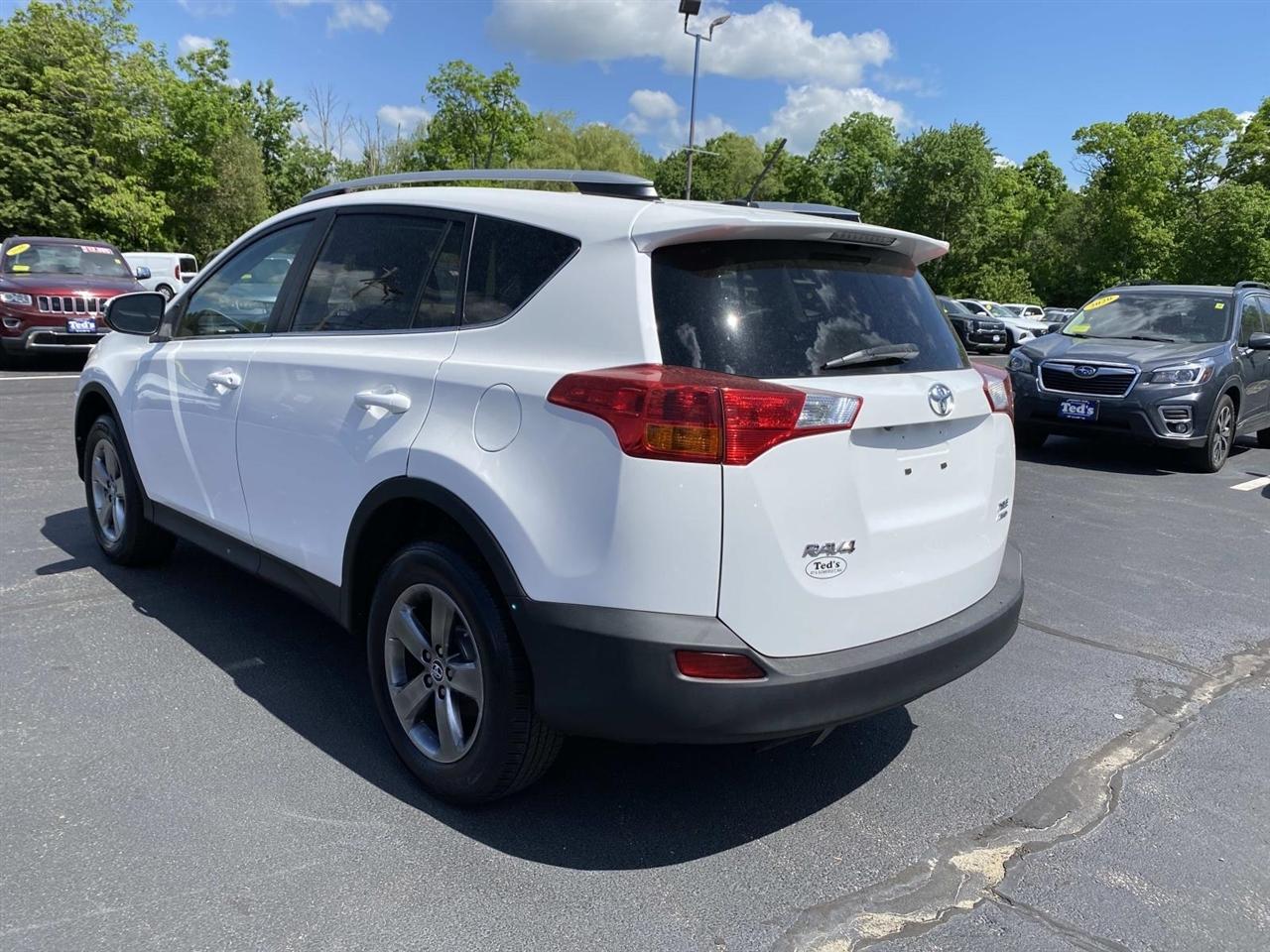 Toyota RAV4  2015