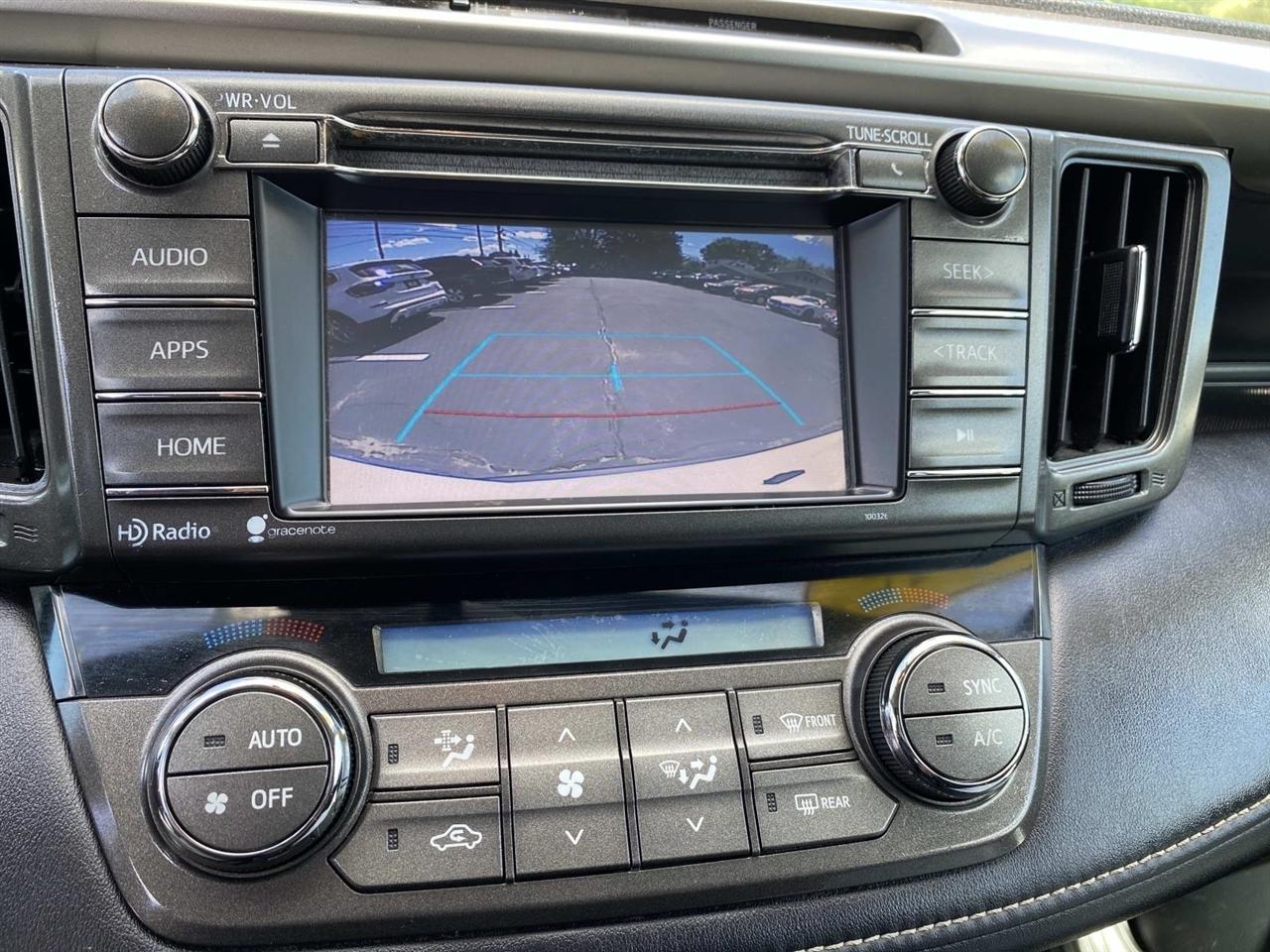 Toyota RAV4  2015