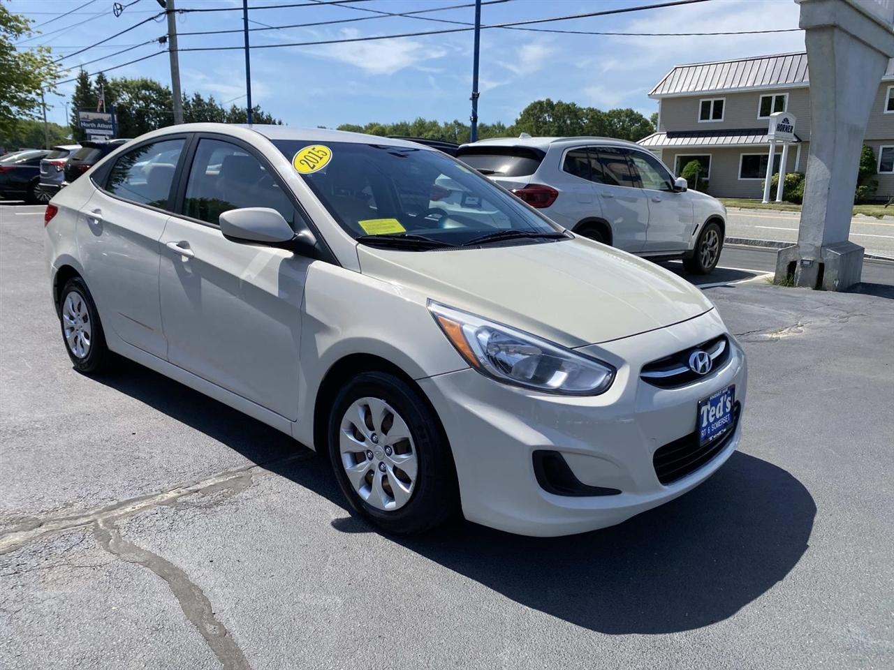 Hyundai Accent  2015