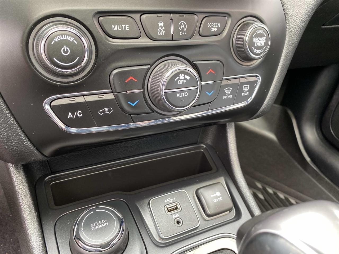 Jeep Cherokee  2019