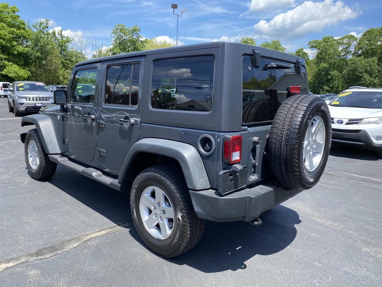 Jeep Wrangler  2016