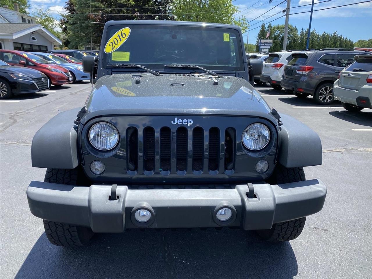 Jeep Wrangler  2016