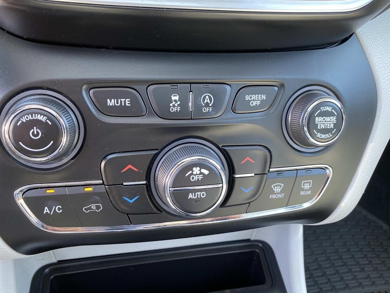 Jeep Cherokee  2019