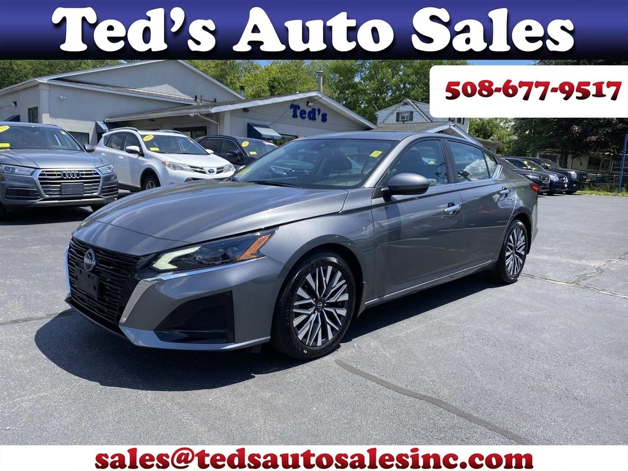 Nissan Altima  2024