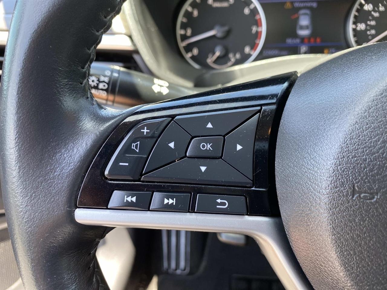 Nissan Altima  2024