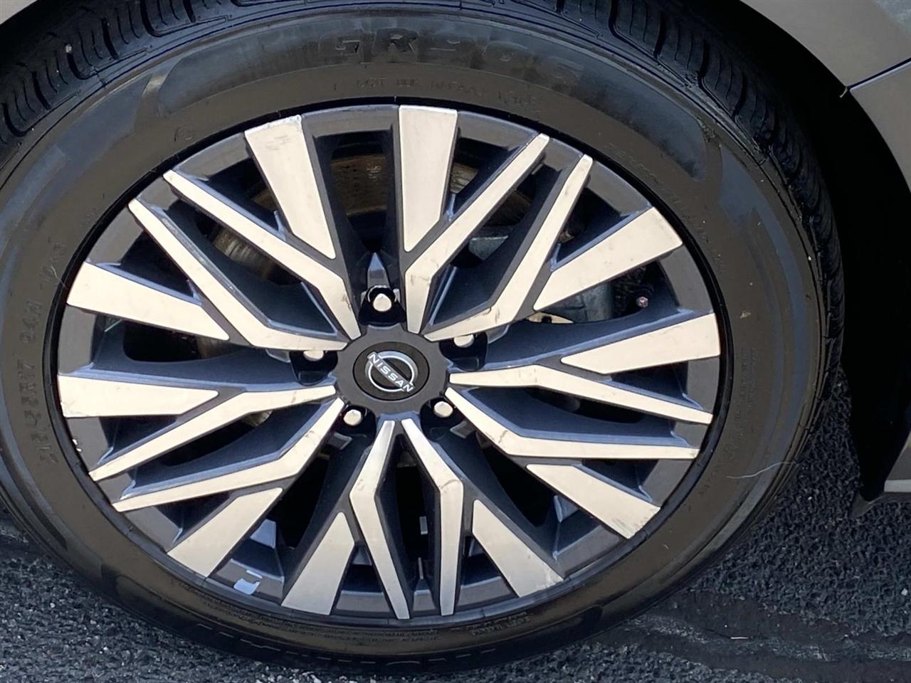 Nissan Altima  2024