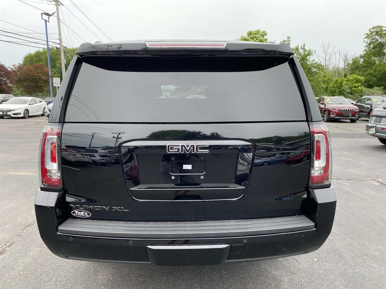 GMC Yukon XL  2016