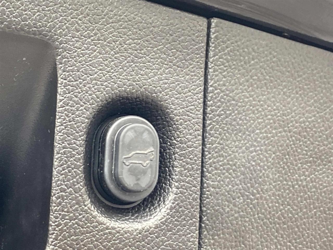 GMC Yukon XL  2016