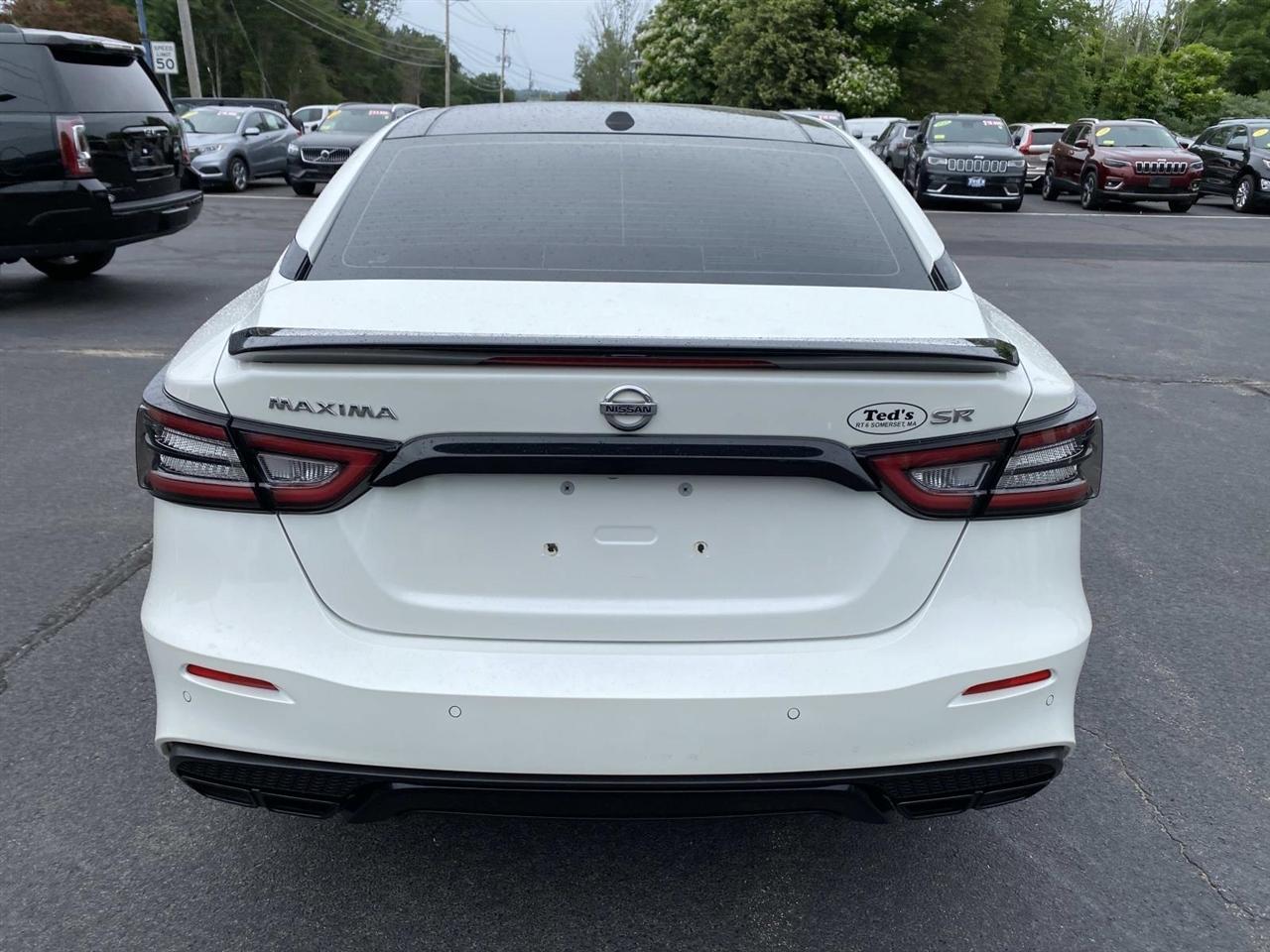 Nissan Maxima  2022