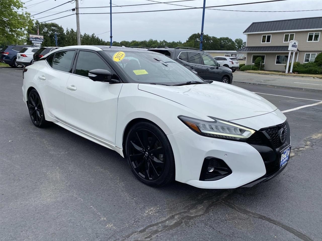 Nissan Maxima  2022