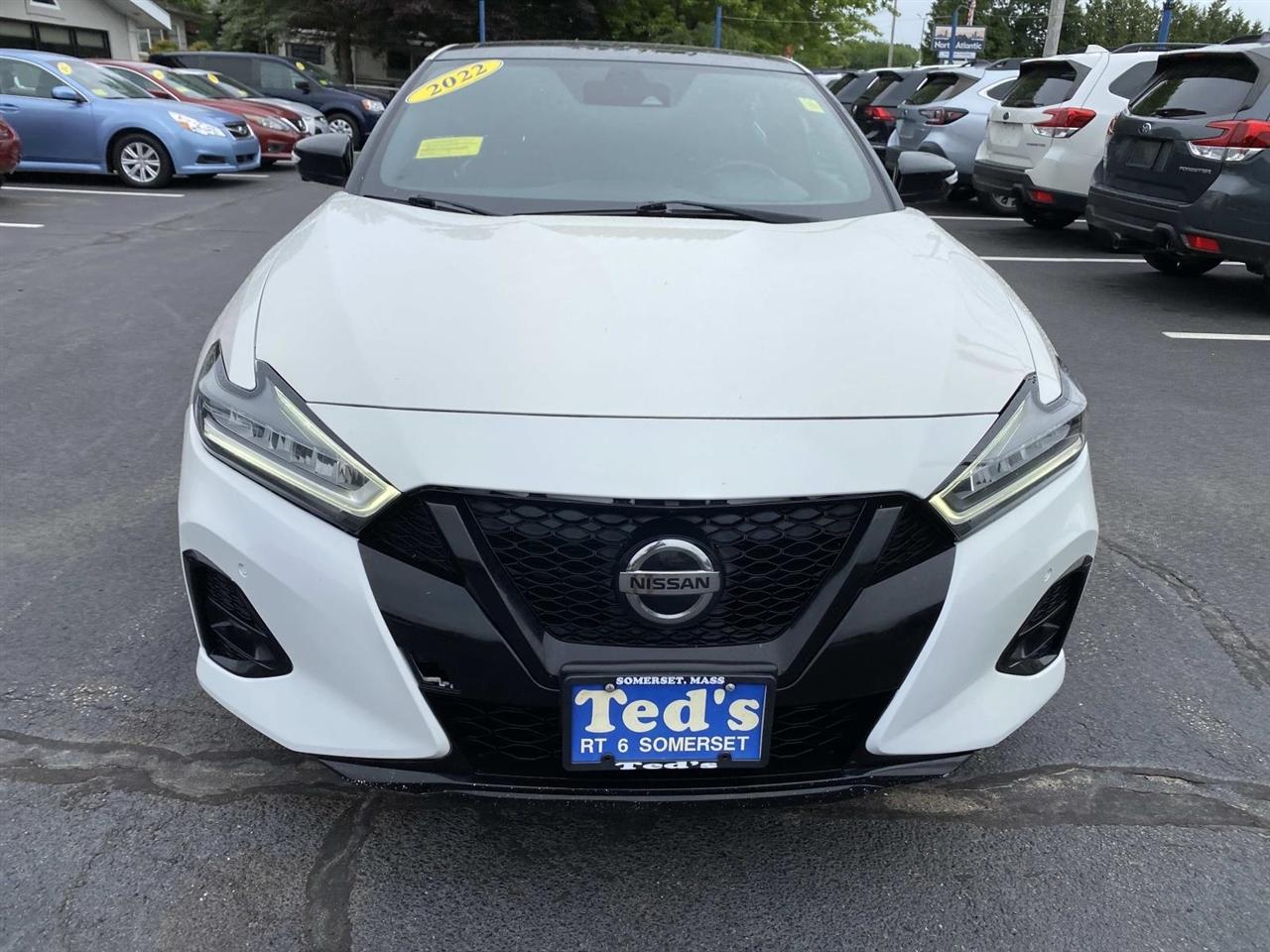 Nissan Maxima  2022
