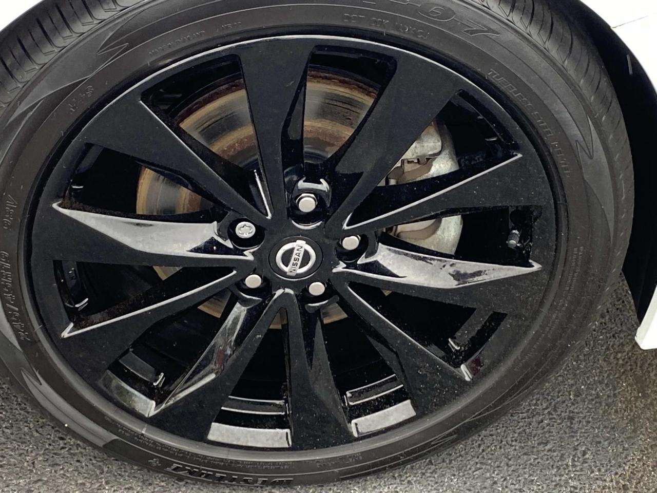Nissan Maxima  2022