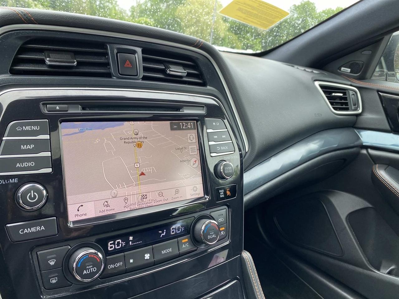 Nissan Maxima  2022