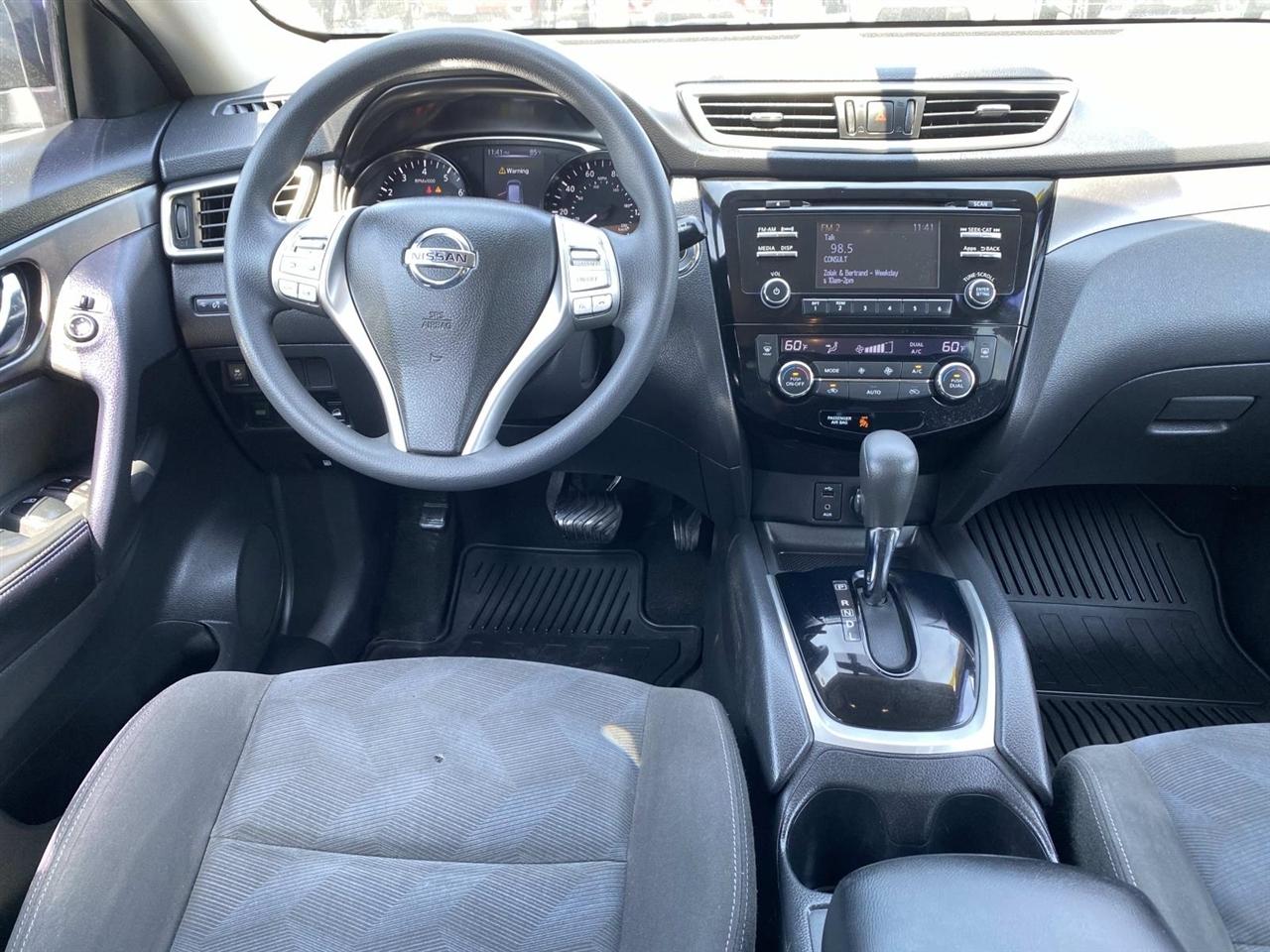 Nissan Rogue  2015