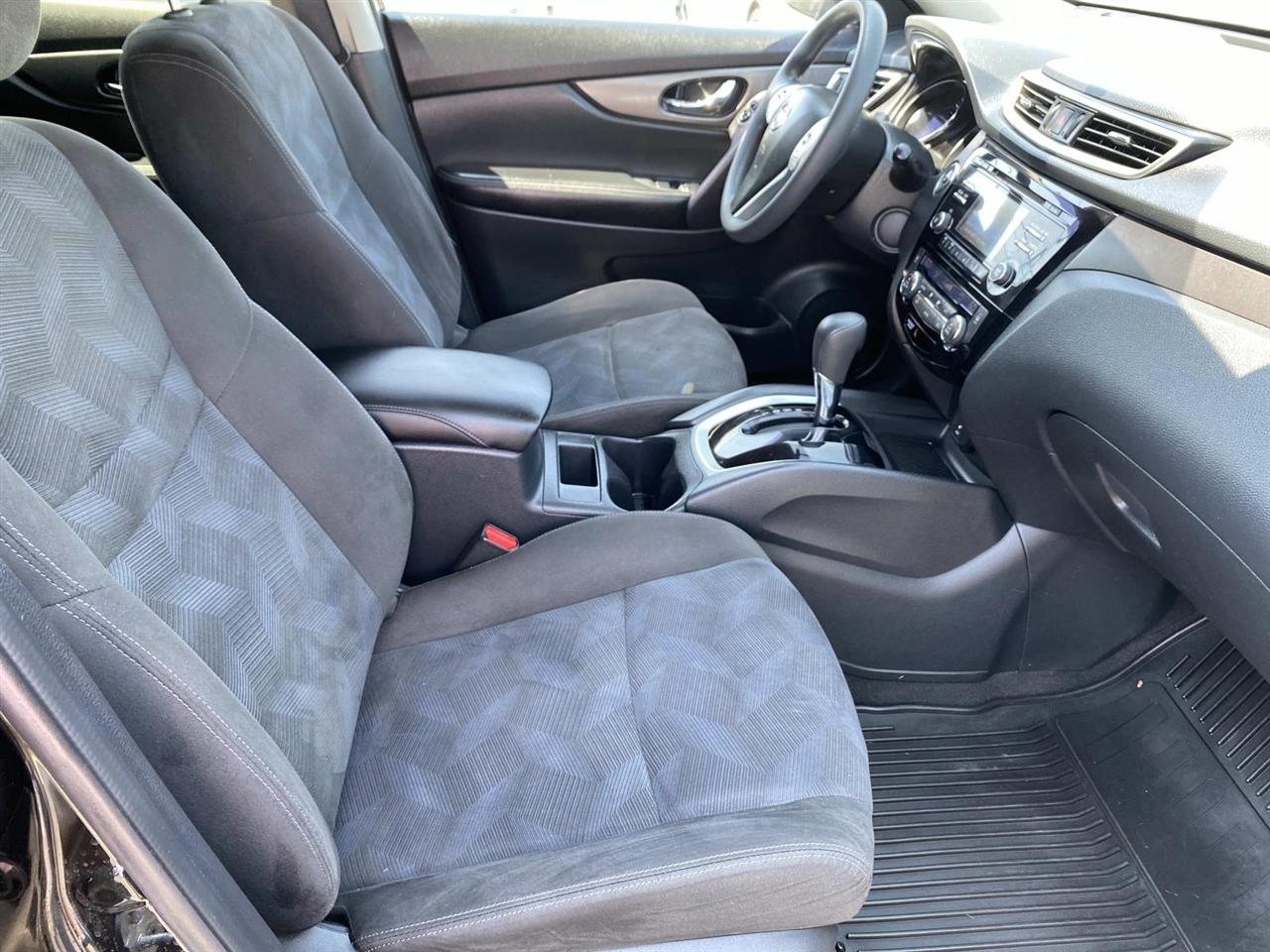 Nissan Rogue  2015