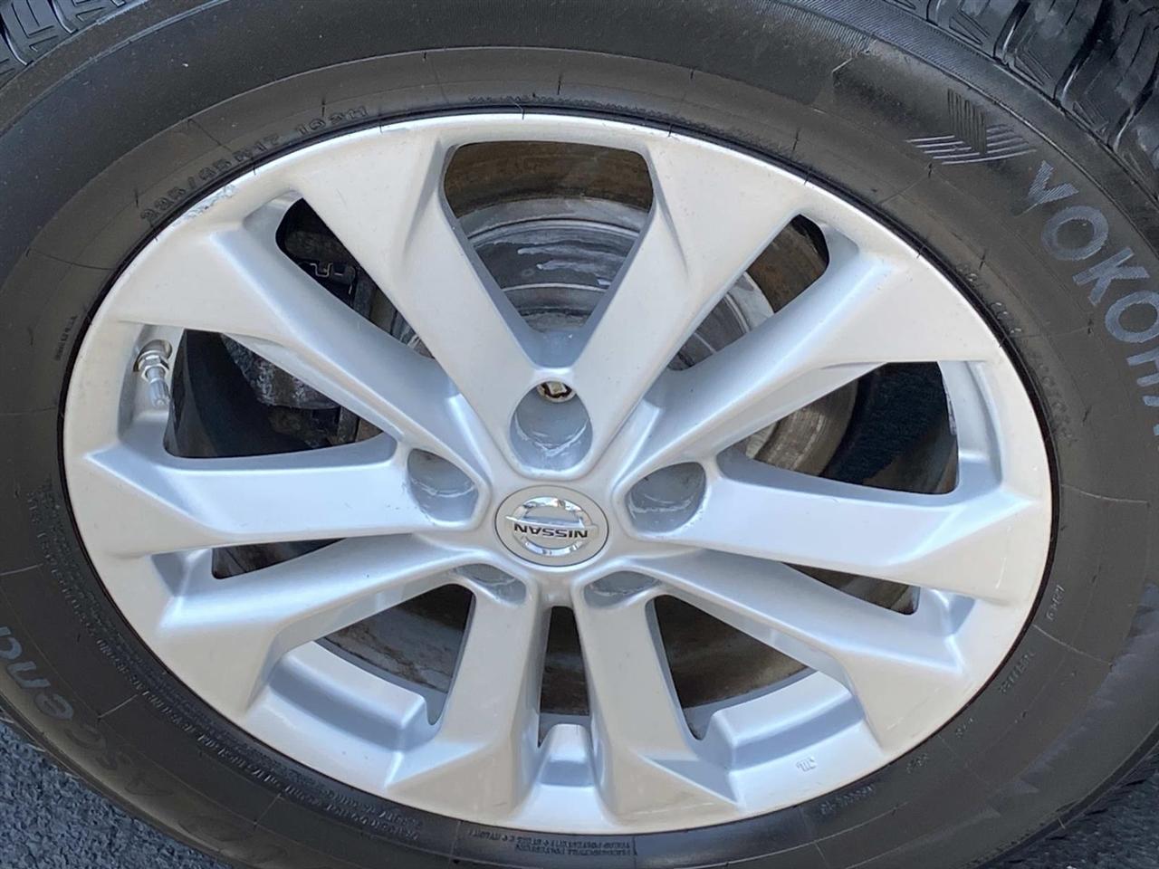 Nissan Rogue  2015