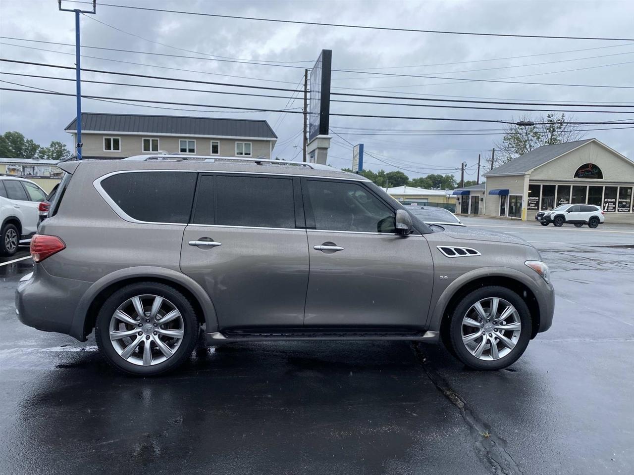 Infiniti QX80  2014