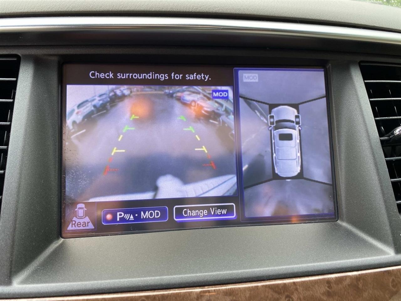 Infiniti QX80  2014