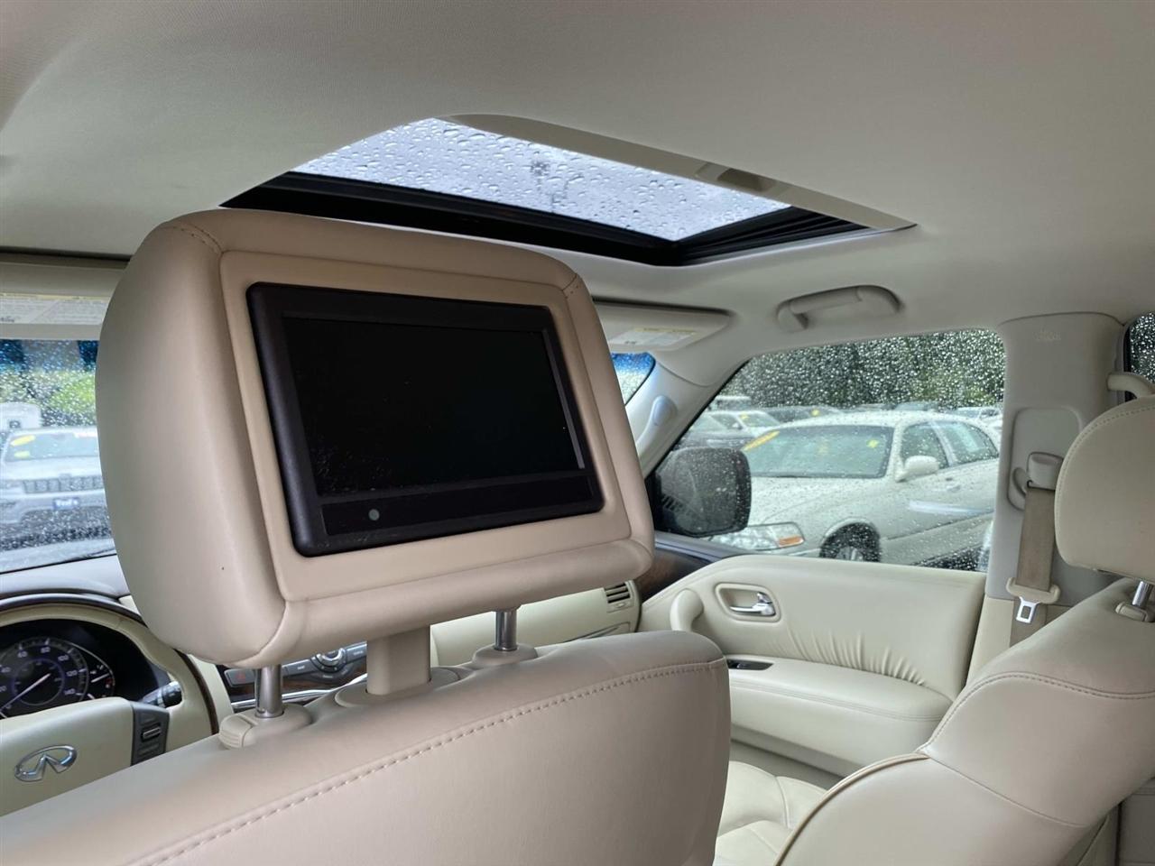 Infiniti QX80  2014