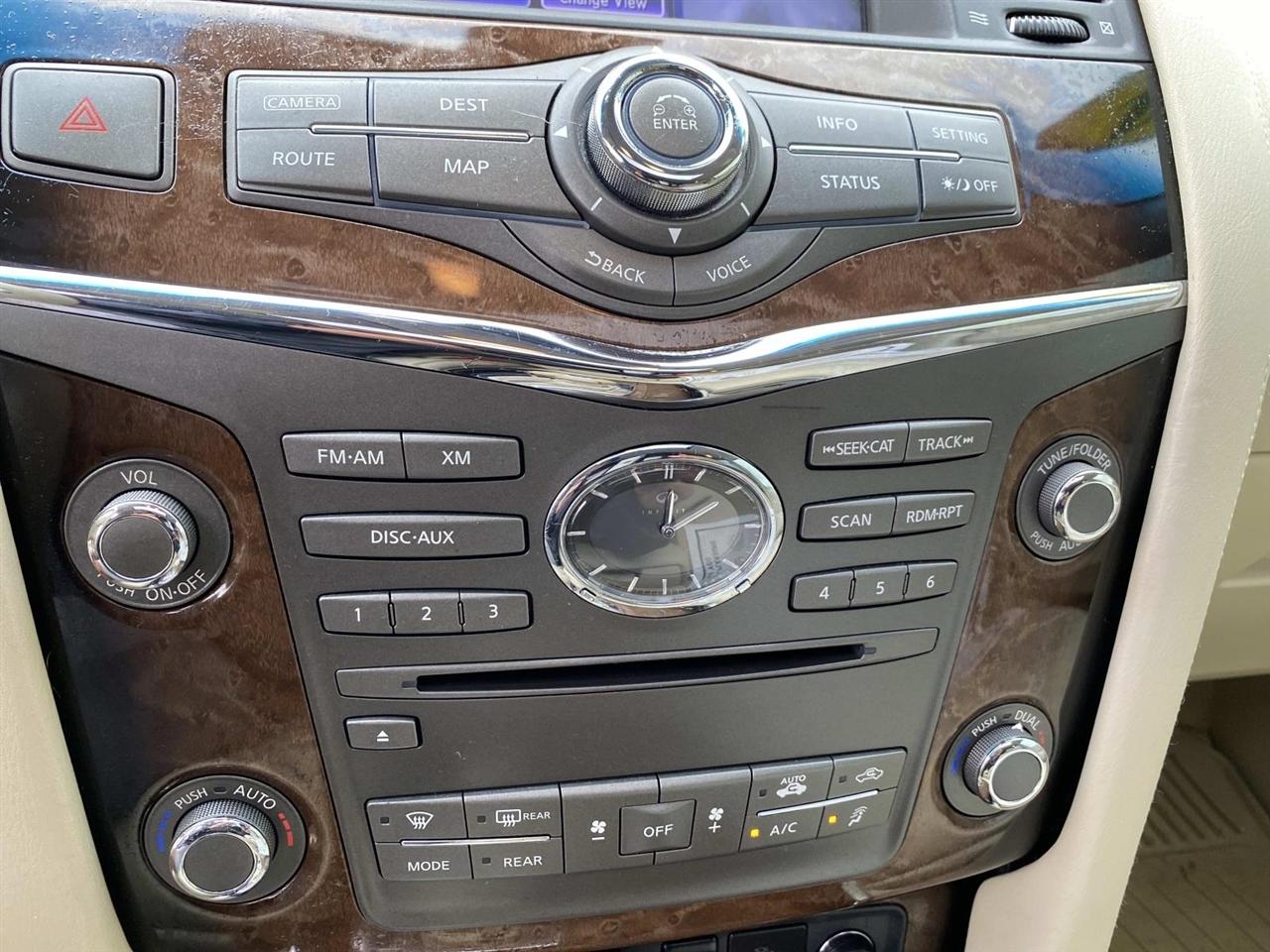 Infiniti QX80  2014