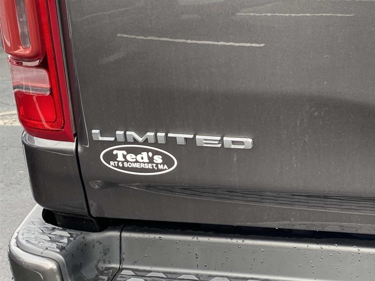 RAM 1500  2021