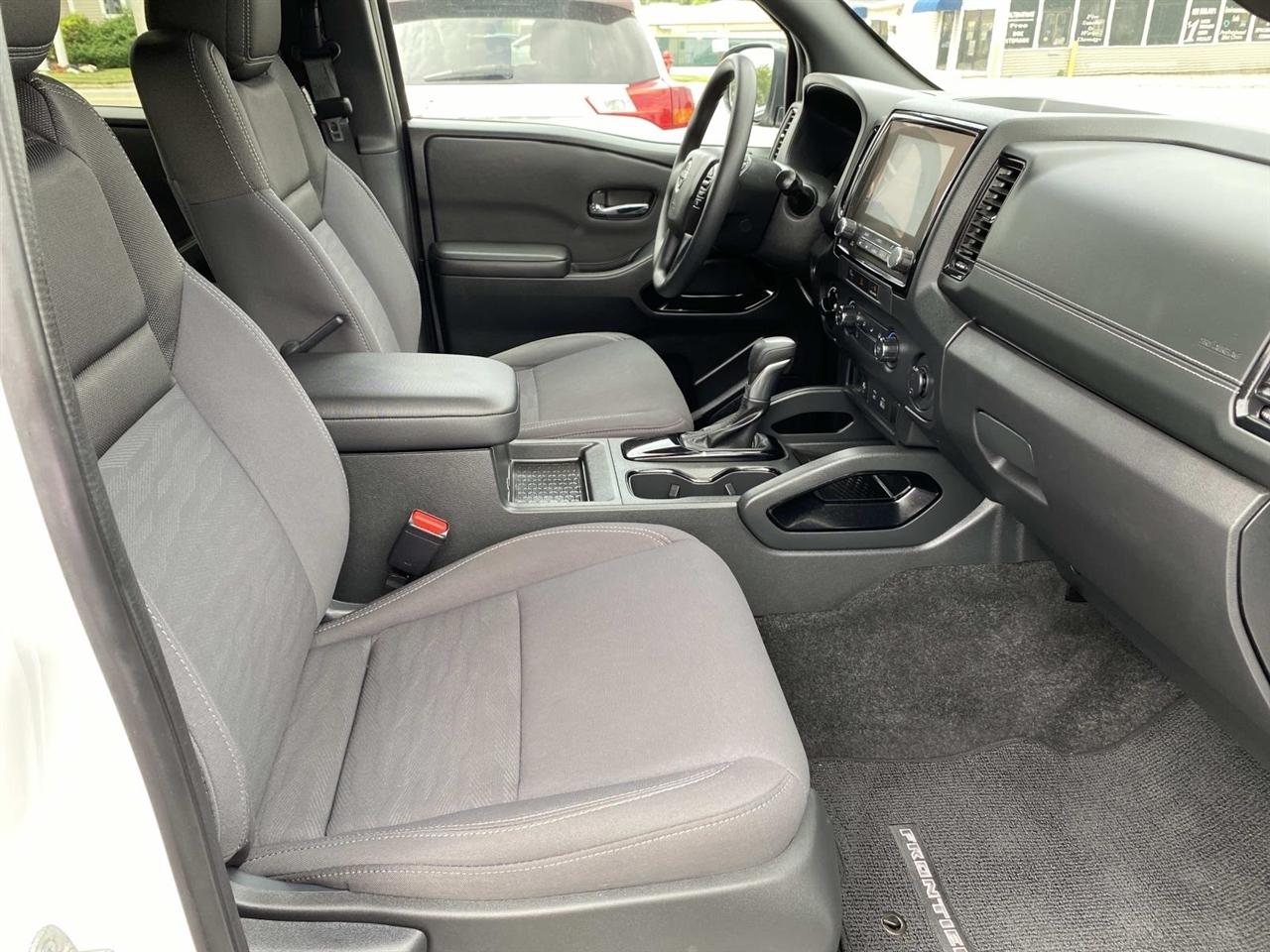 Nissan Frontier  2023