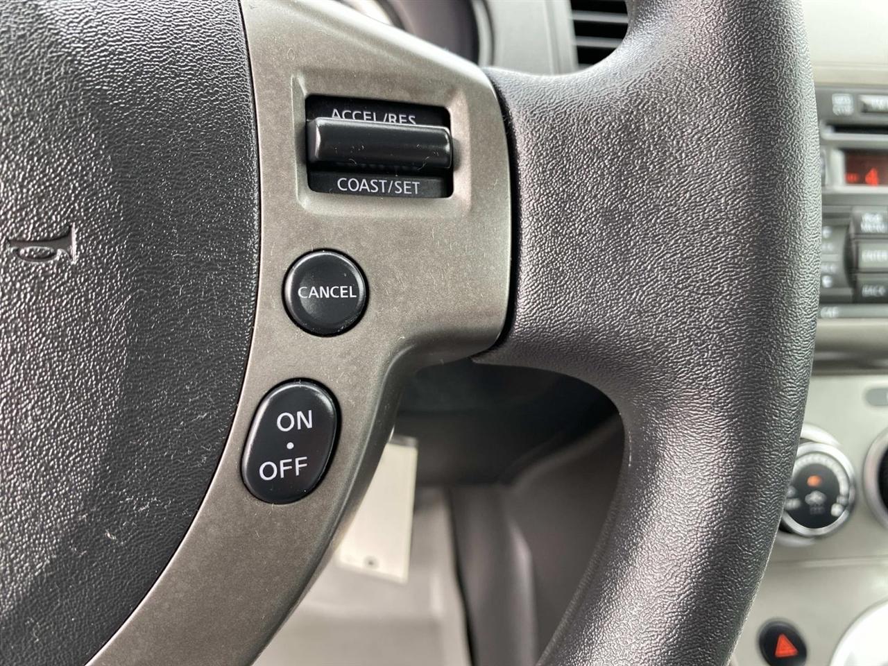 Nissan Sentra  2012