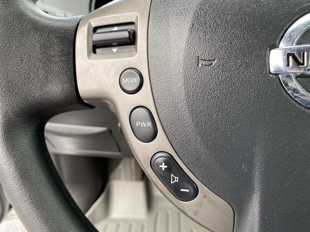 Nissan Sentra  2012