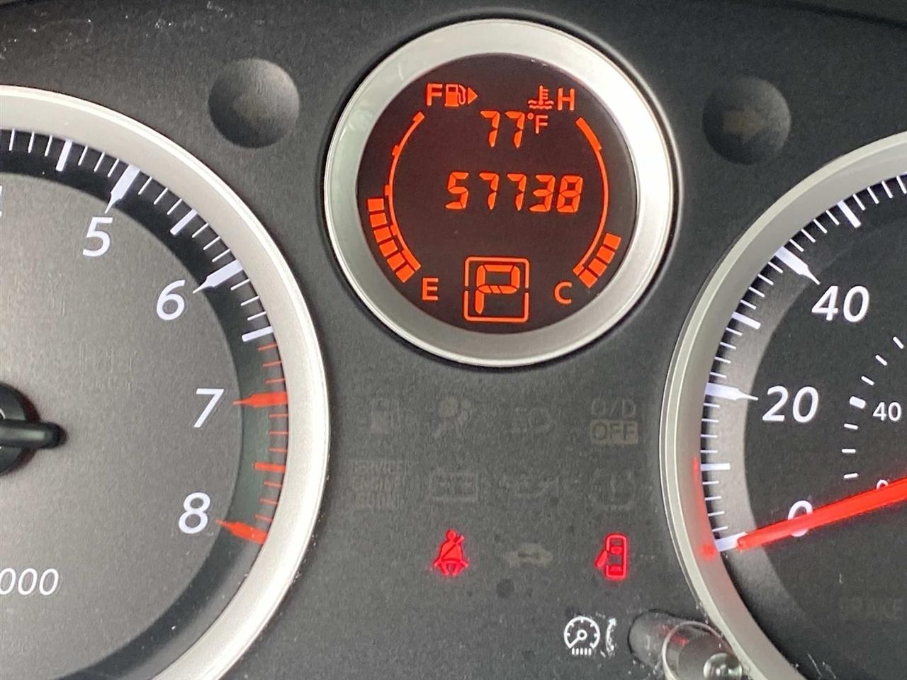 Nissan Sentra  2012