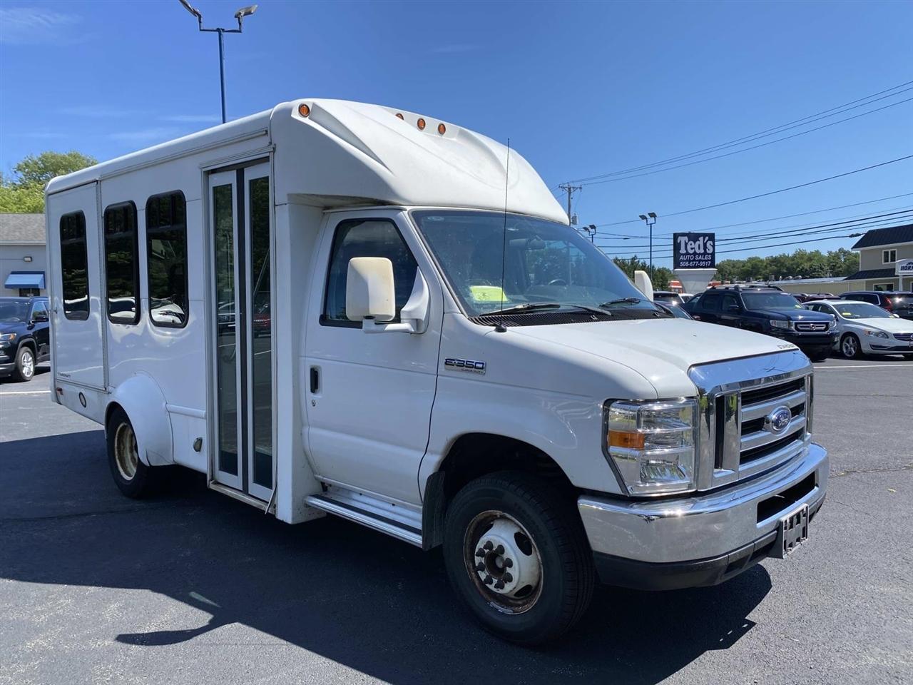 Ford Econoline  2018
