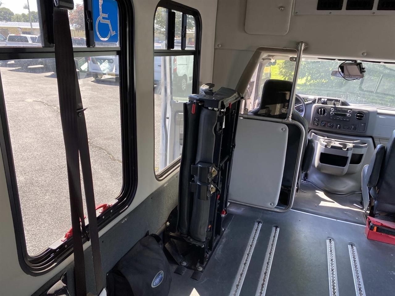 Ford Econoline  2018