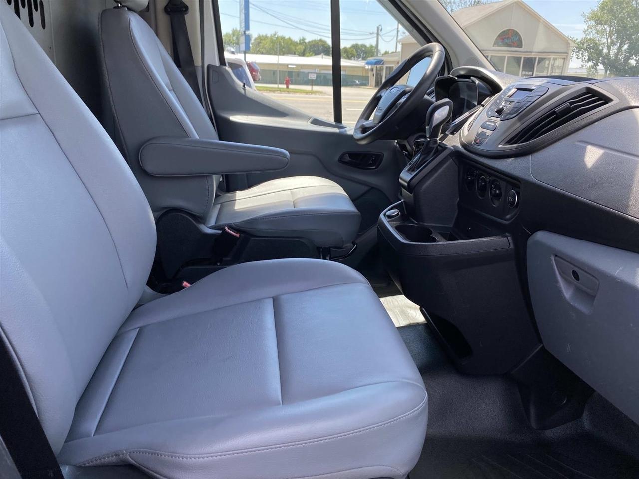 Ford Transit  2019