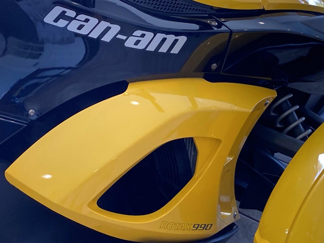Can-Am Spyder RS  2008
