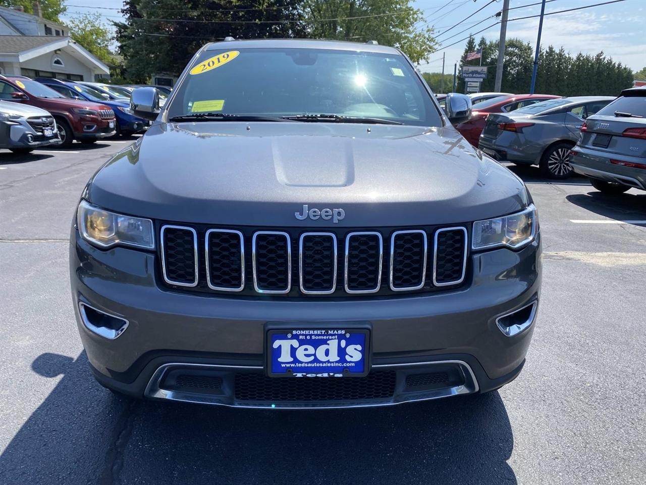 Jeep Grand Cherokee  2019
