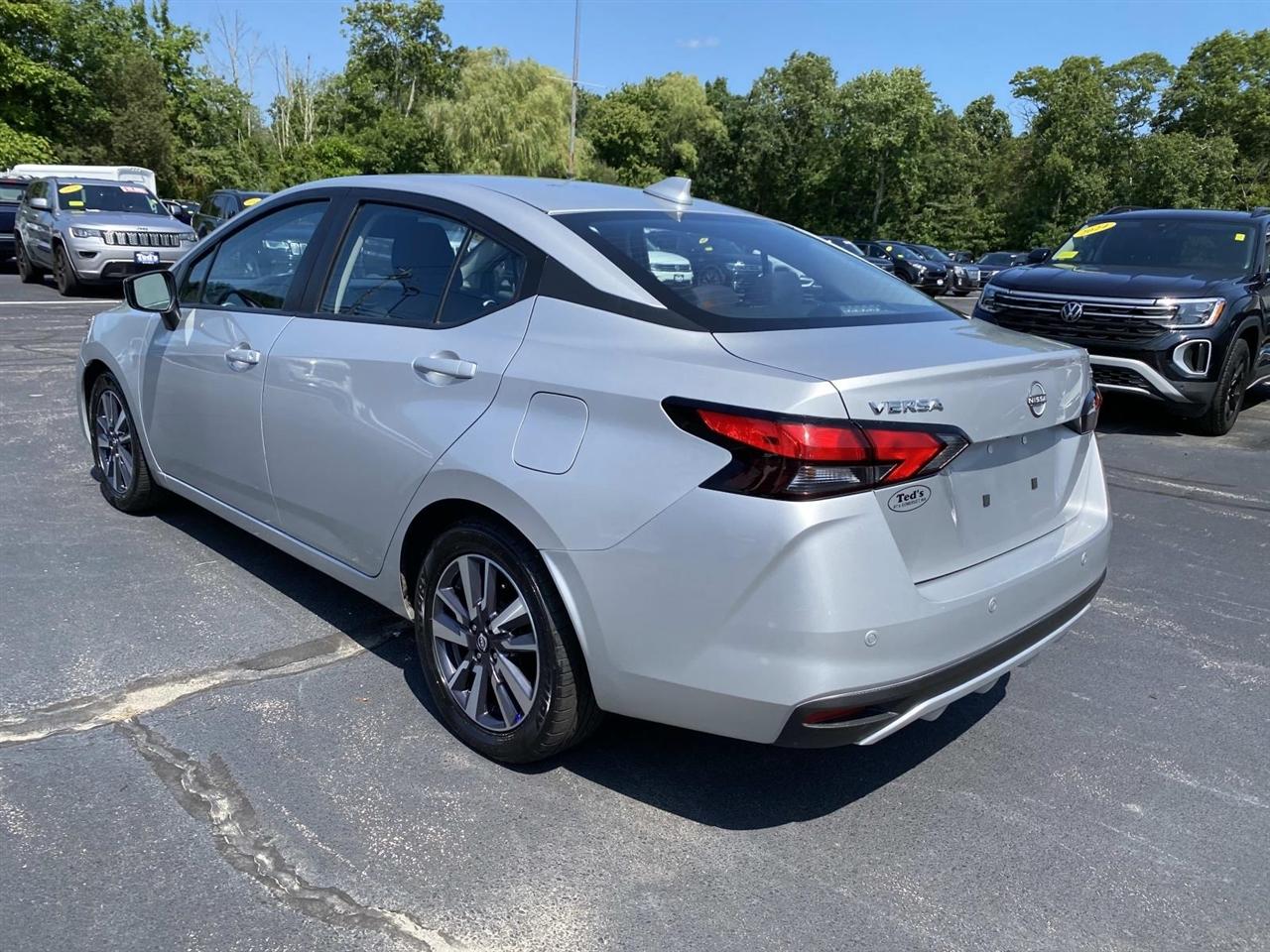 Nissan Versa  2024