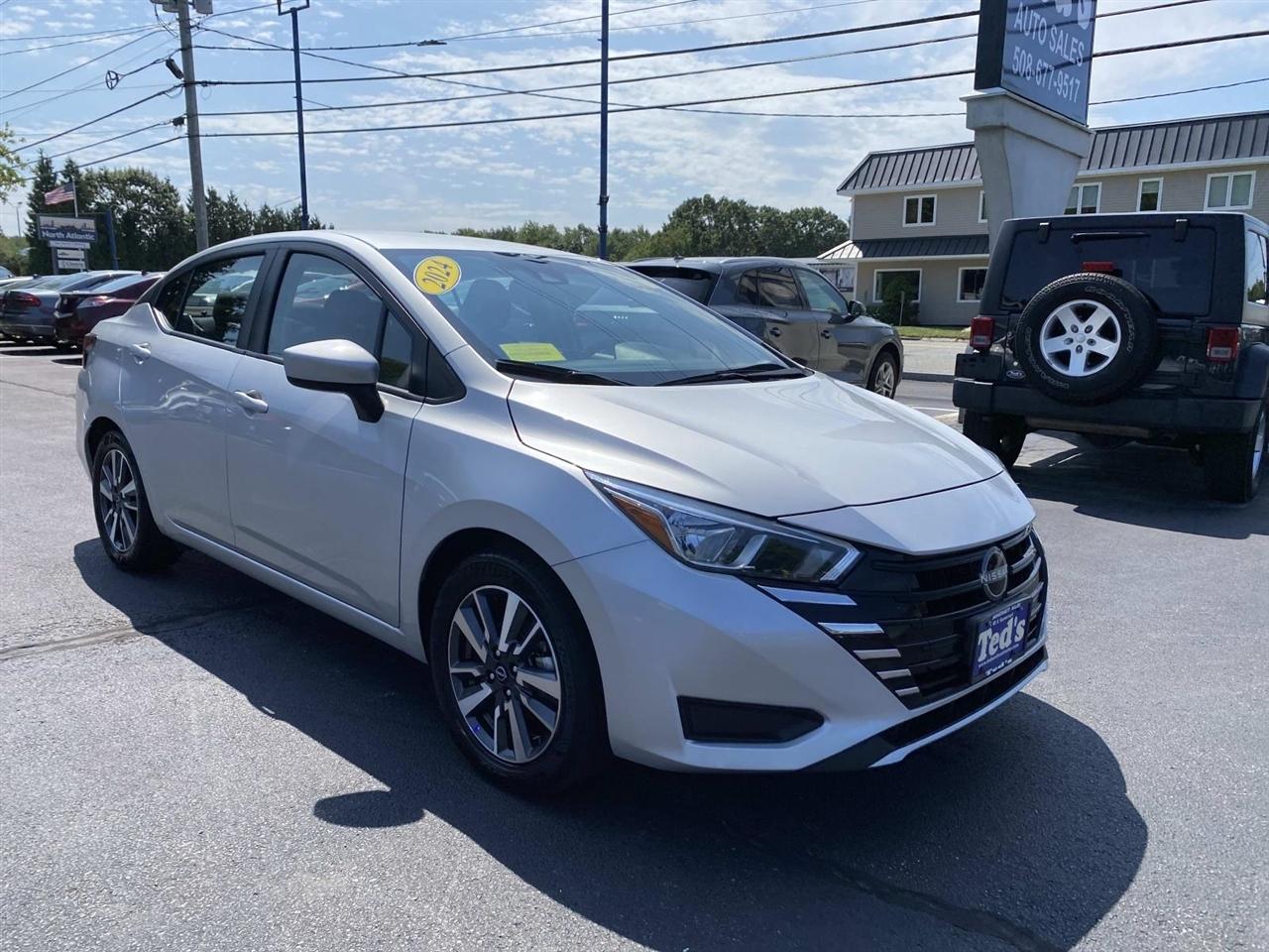 Nissan Versa  2024