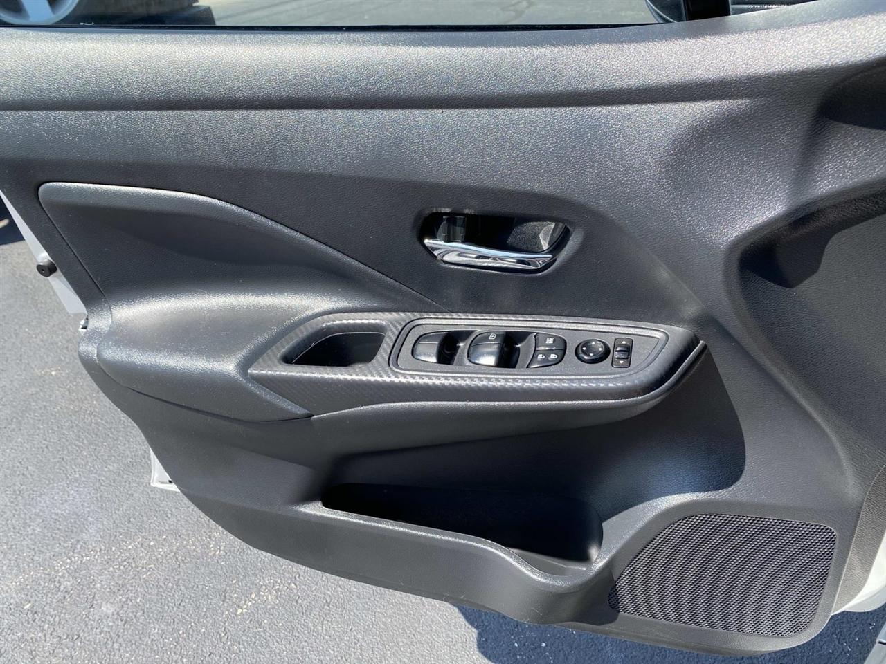 Nissan Versa  2024