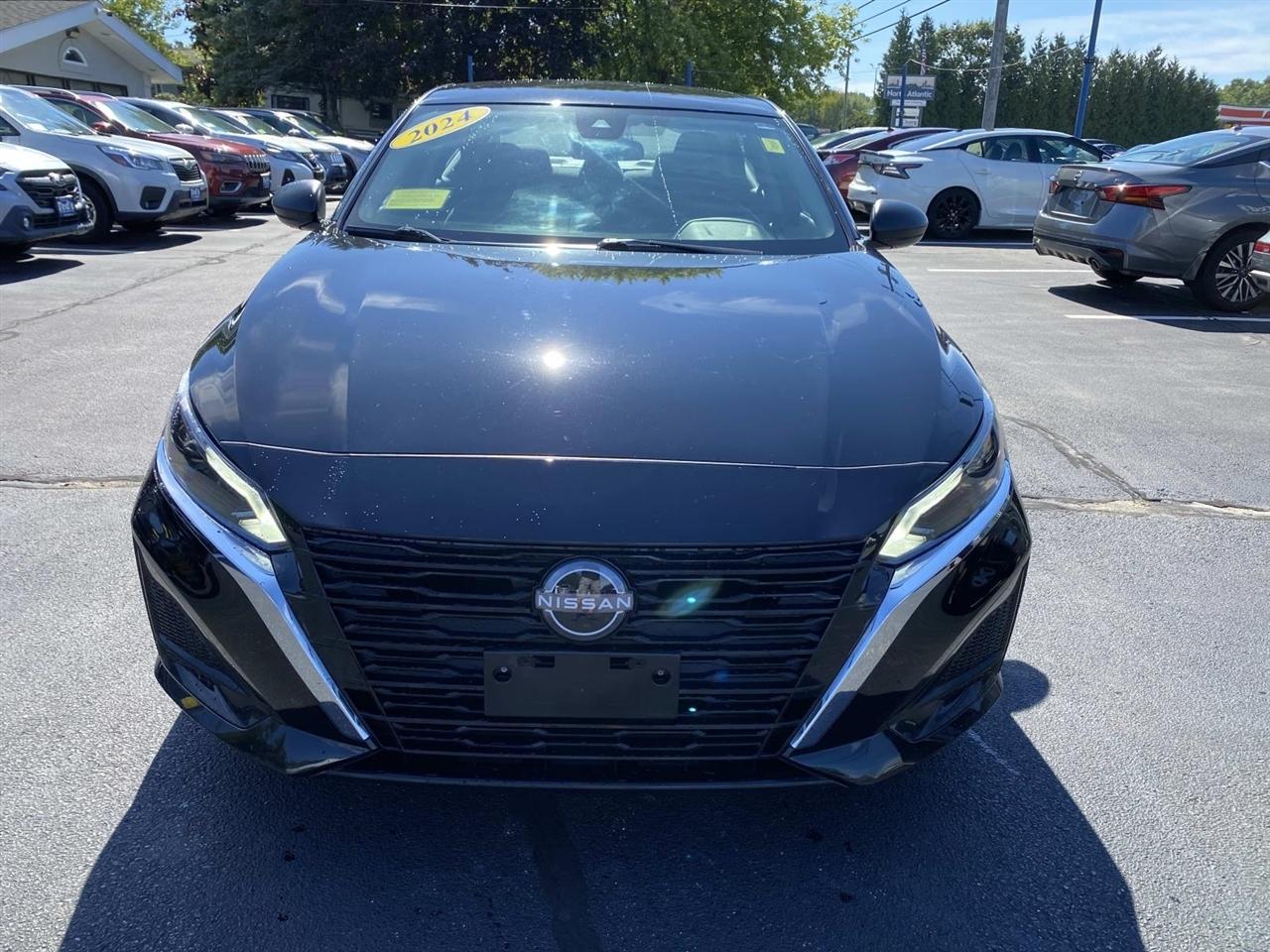 Nissan Altima  2024