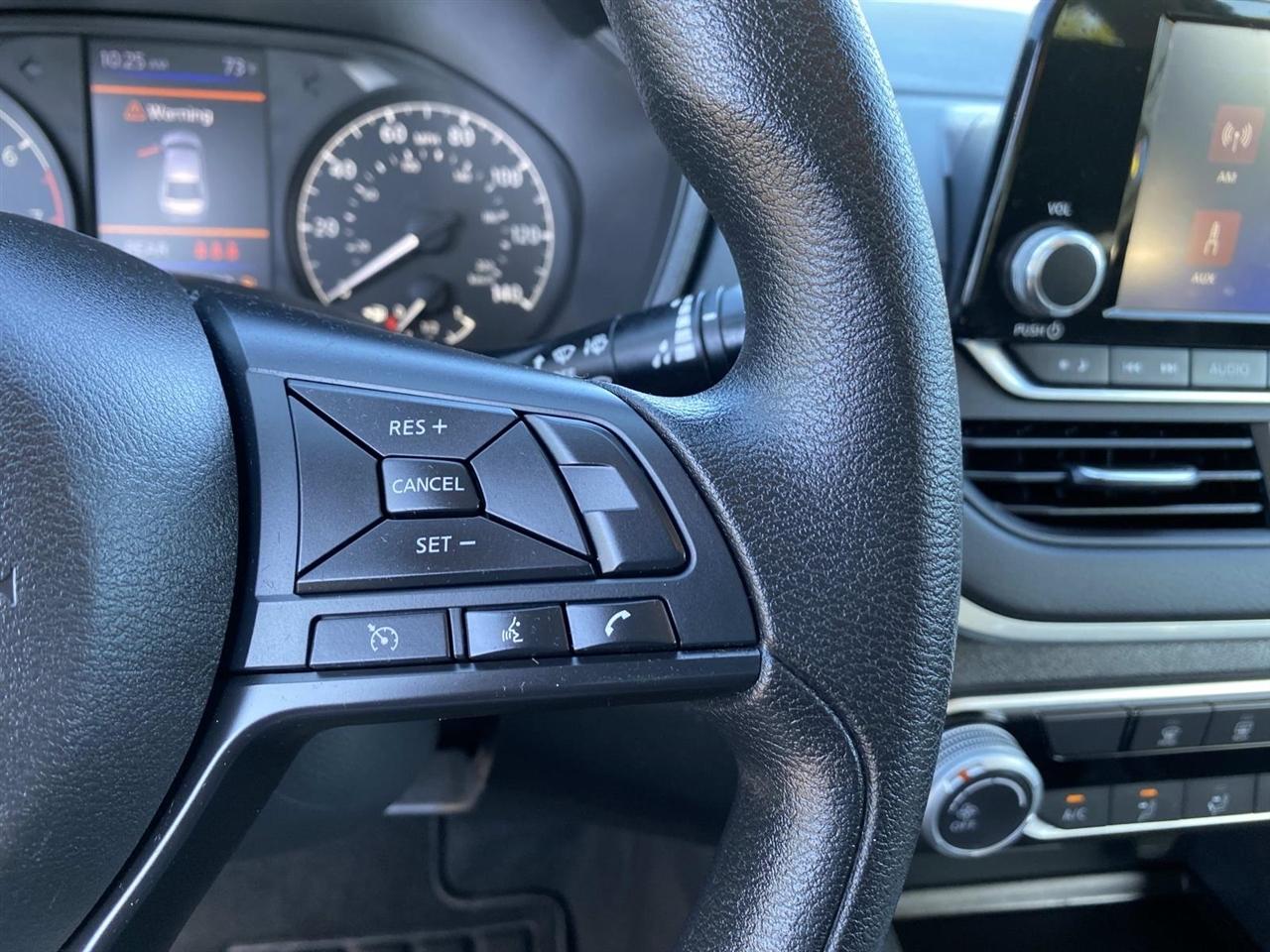 Nissan Altima  2024