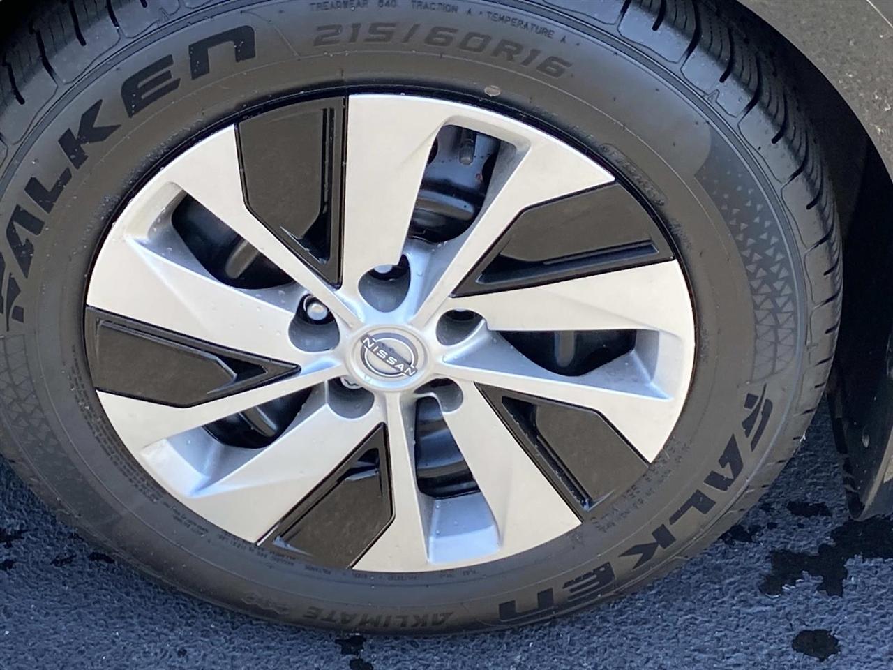 Nissan Altima  2024