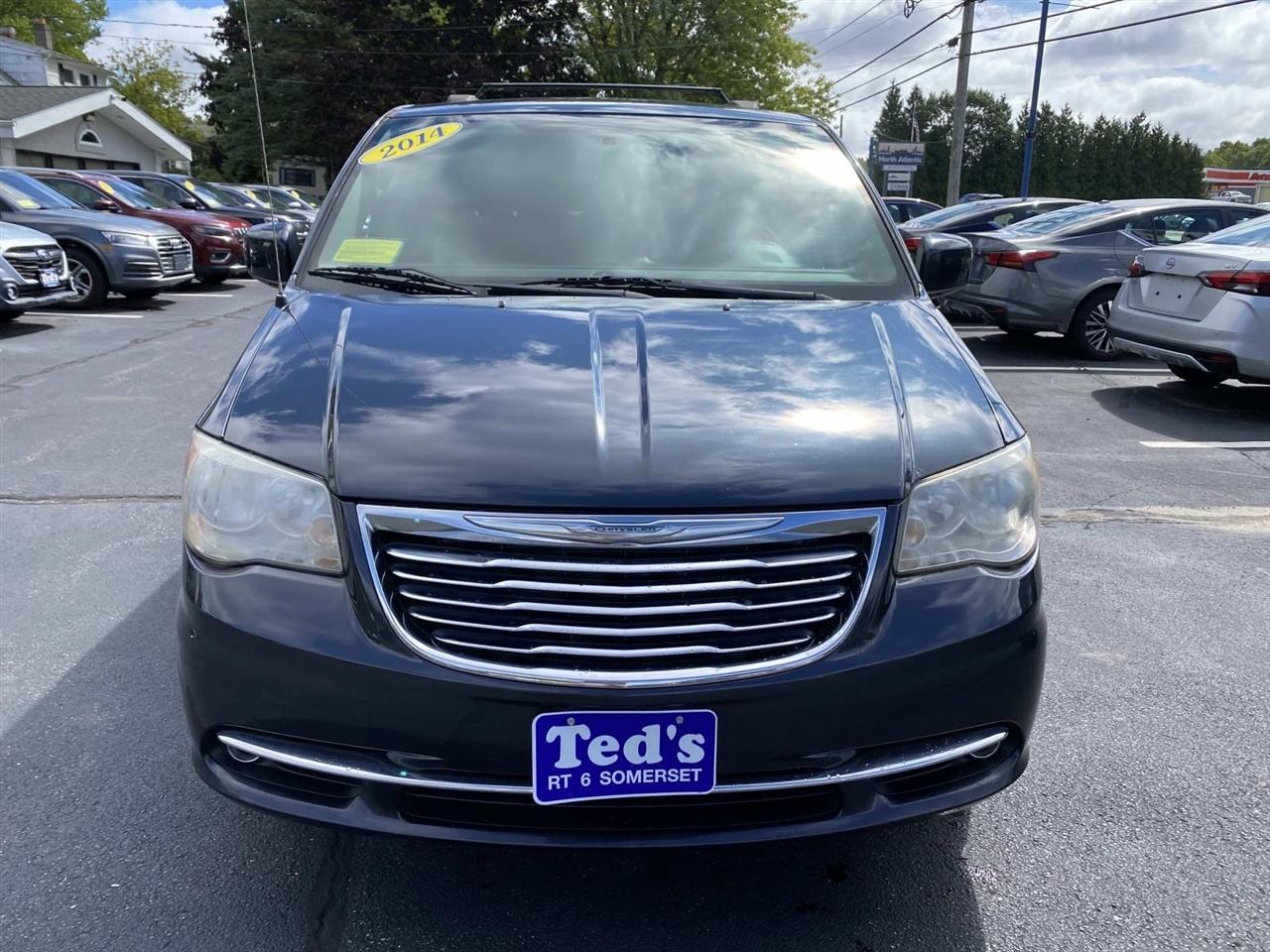 Chrysler Town & Country  2014