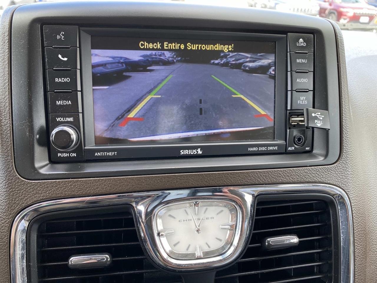 Chrysler Town & Country  2014