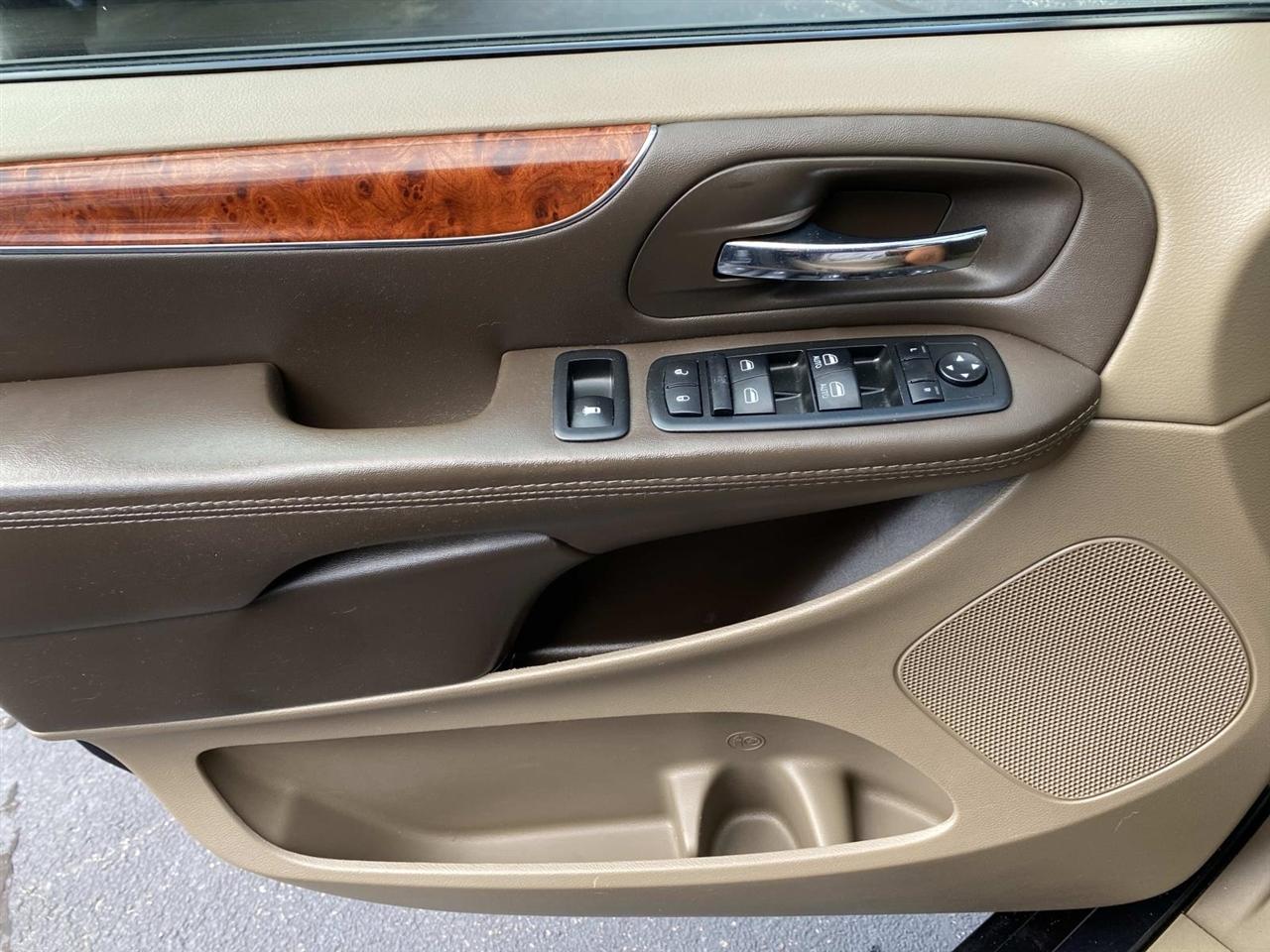 Chrysler Town & Country  2014