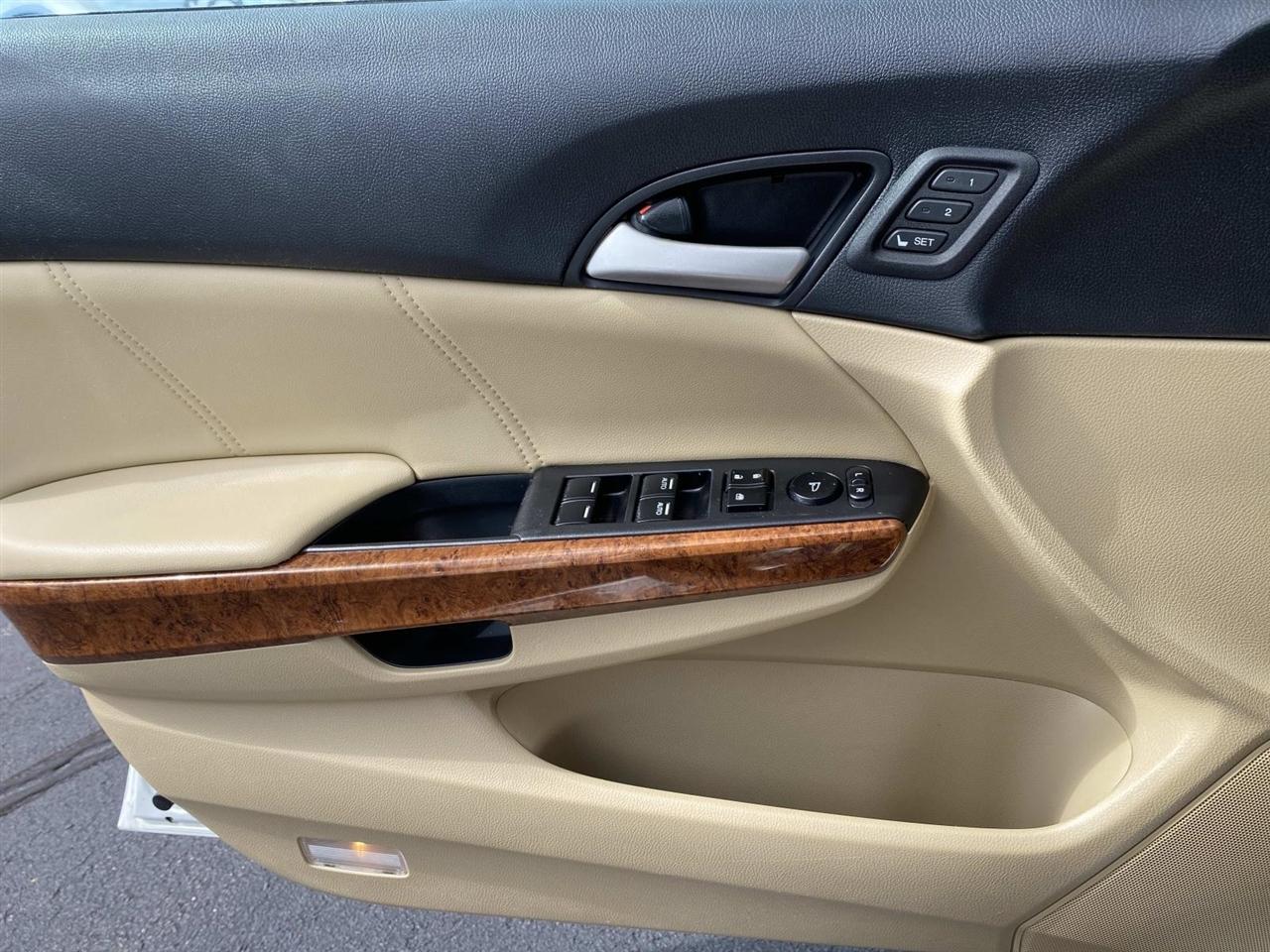 Honda Accord  2012