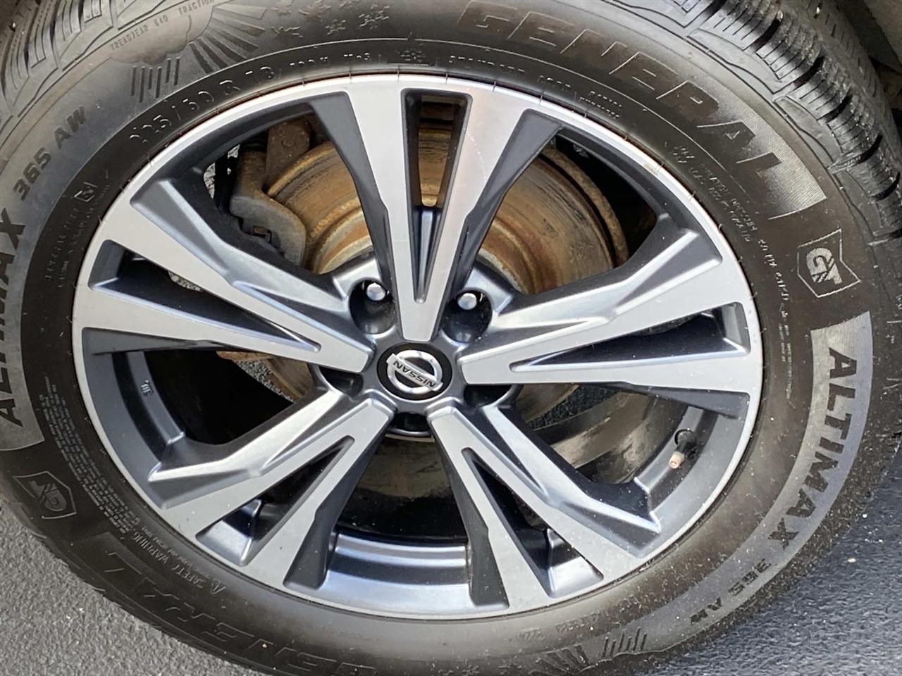 Nissan Rogue  2019