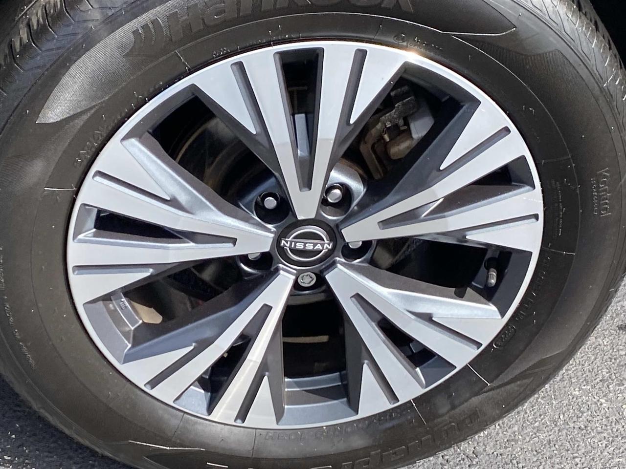Nissan Rogue  2023